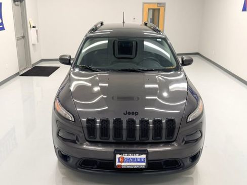 Used 2016 Jeep Cherokee High Altitude image 3