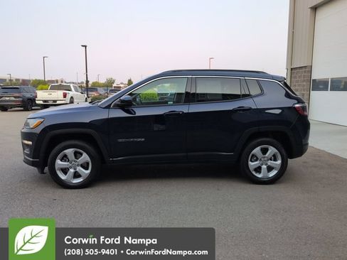 Used 2021 Jeep Compass Latitude AWD/4WD image 6