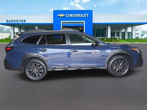 Used 2024 Subaru Outback Onyx Edition AWD/4WD image 6