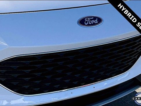 Used 2021 Ford Escape SEL image 31