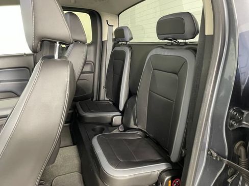 Used 2015 Chevrolet Colorado Z71 AWD/4WD image 12
