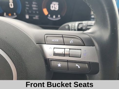 Used 2024 Hyundai Kona SEL image 11