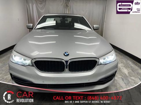 Used 2019 BMW 530i xDrive w/ Convenience Package AWD/4WD image 2