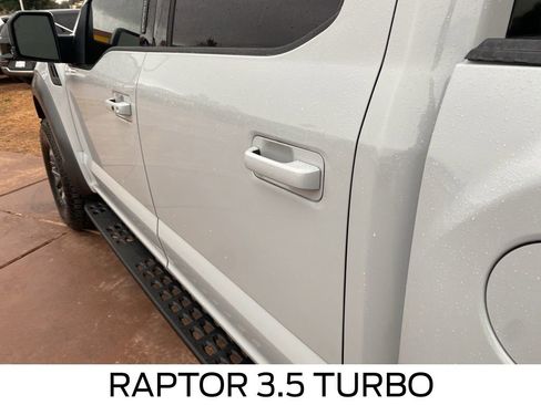 Used 2017 Ford F150 Raptor w/ Equipment Group 802A Luxury AWD/4WD image 16