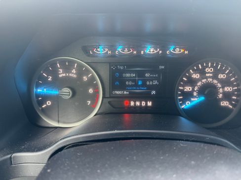 Used 2019 Ford F150 XLT w/ Equipment Group 302A Luxury image 13