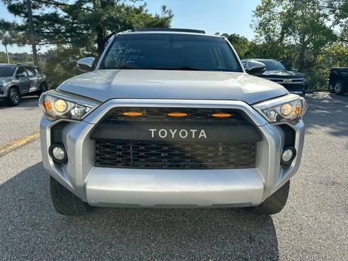 Used 2018 Toyota 4Runner SR5 Premium RWD image 8