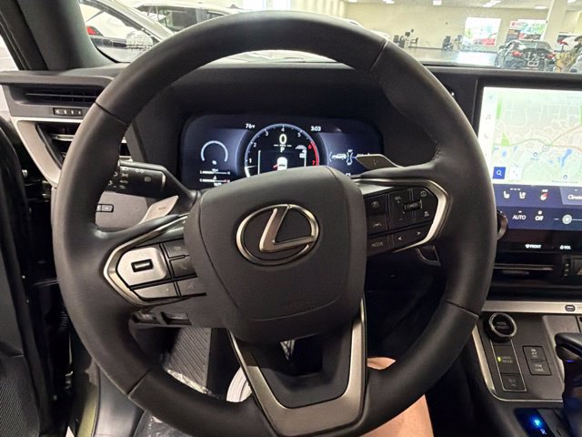 Used 2026 Lexus GX 550 w/ Accessory Package (31) AWD/4WD image 25