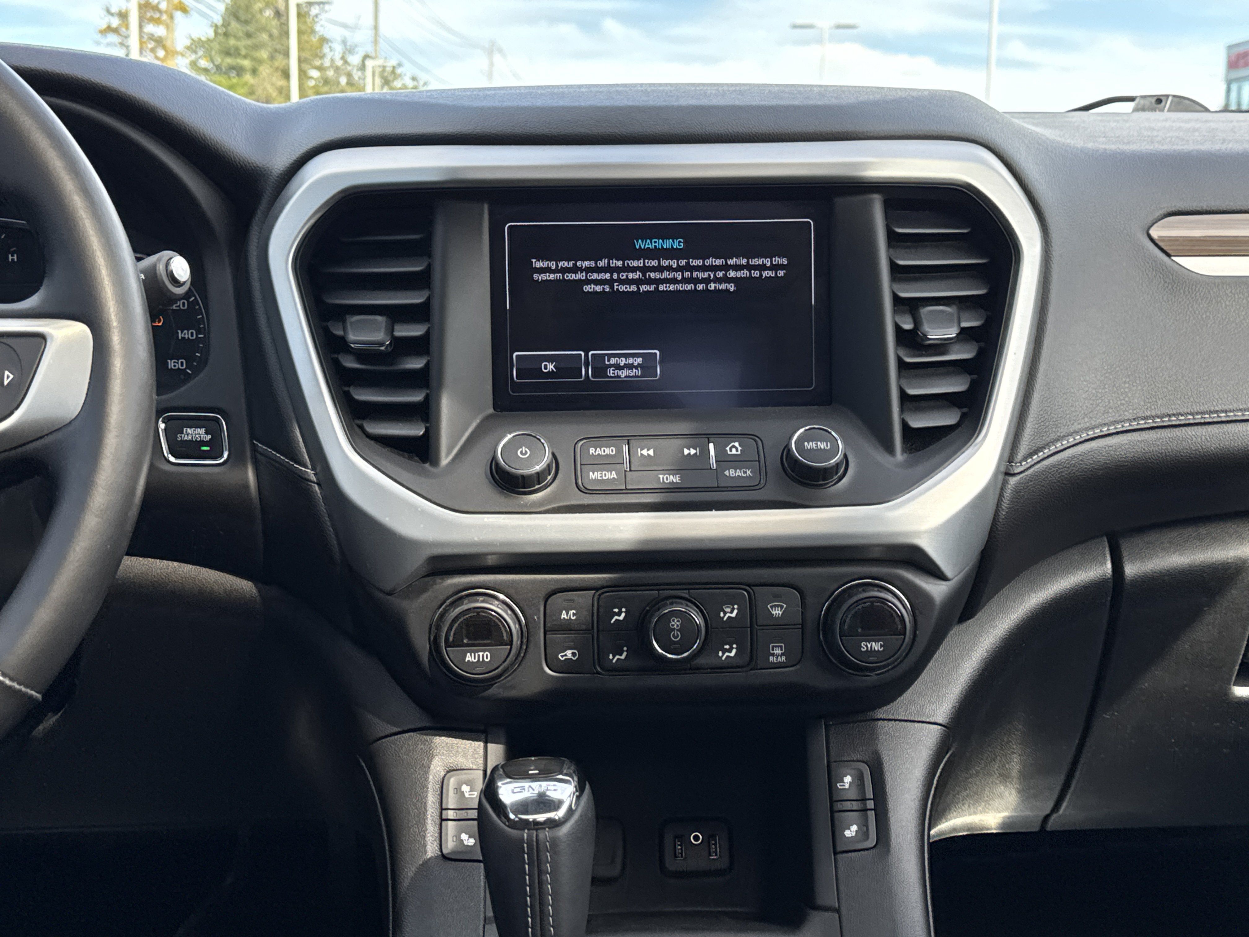Used 2018 GMC Acadia SLE w/ Driver Alert Package I AWD/4WD image 10
