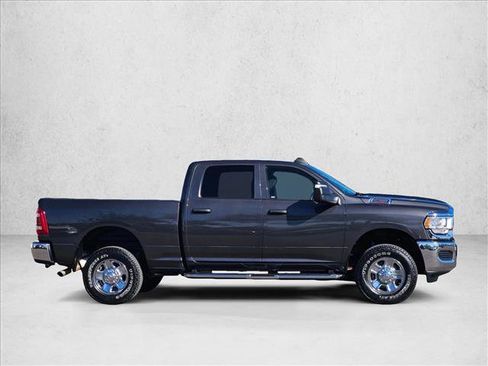 Used 2024 RAM 2500 Tradesman w/ Safety Group AWD/4WD image 4