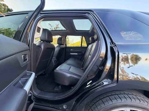 Used 2013 Ford Edge Sport w/ Driver Entry Pkg AWD/4WD image 30