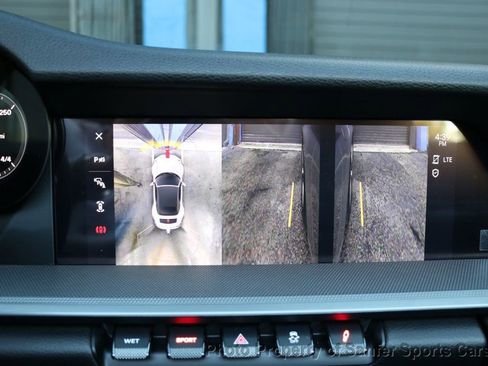 Used 2022 Porsche 911 Carrera image 41