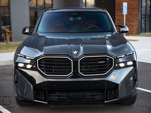 Used 2024 BMW XM image 23