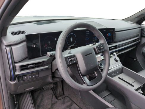 Used 2026 Hyundai Santa Fe Calligraphy FWD image 15