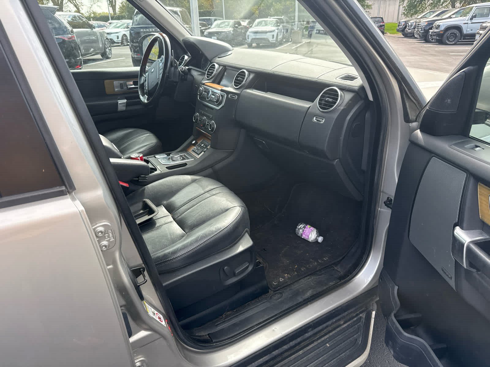 Used 2016 Land Rover LR4 AWD/4WD image 7