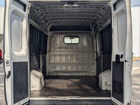 Used 2015 RAM ProMaster 3500 w/ Interior Convenience Group image 25