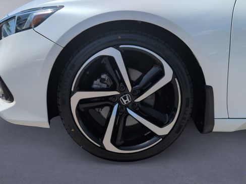 Used 2022 Honda Accord Sport image 27