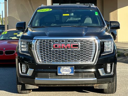 Used 2024 GMC Yukon XL Denali AWD/4WD image 9