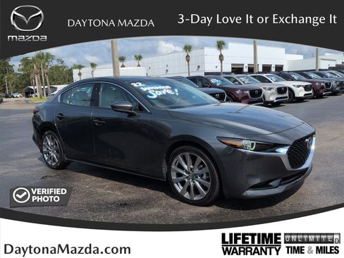 Used 2022 MAZDA MAZDA3 s FWD image 1