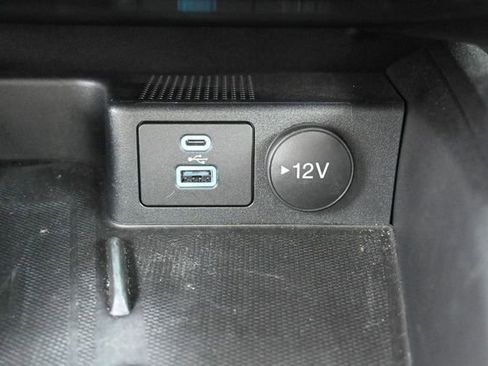Used 2022 Ford Escape Titanium w/ Titanium Elite Package AWD/4WD image 25