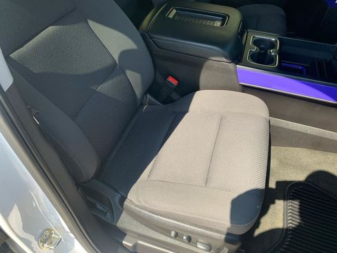Used 2018 Chevrolet Silverado 1500 LT w/ Texas Edition RWD image 14