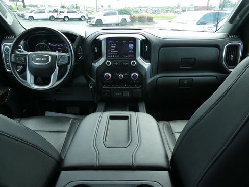Certified 2020 GMC Sierra 2500 SLT w/ Technology Package AWD/4WD image 21