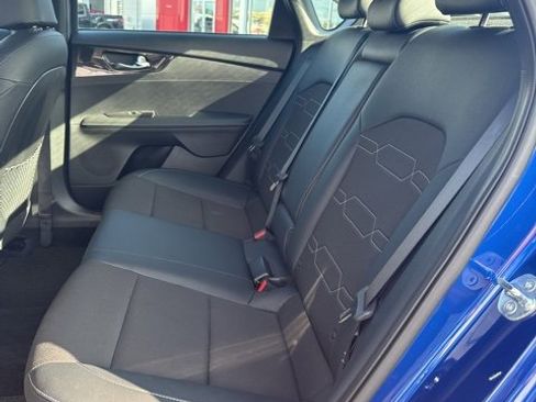 Used 2024 Kia Forte GT-Line w/ GT-Line Premium Package image 11