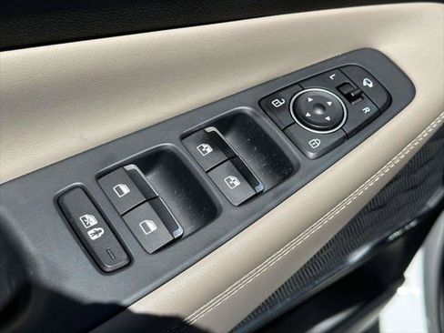 Used 2023 Hyundai Santa Fe Limited AWD/4WD image 19