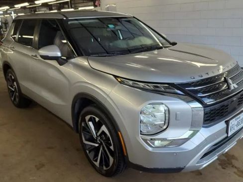 Used 2022 Mitsubishi Outlander SE AWD/4WD image 4