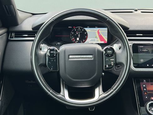 Used 2018 Land Rover Range Rover Velar R-Dynamic SE AWD/4WD image 18