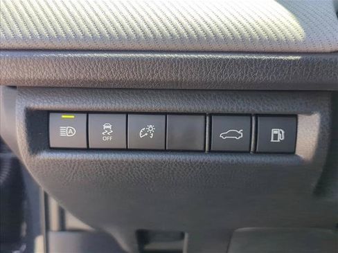 Used 2026 Toyota Camry SE FWD image 9