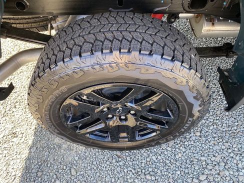 New 2026 Chevrolet Silverado 1500 Custom Trail Boss AWD/4WD image 24