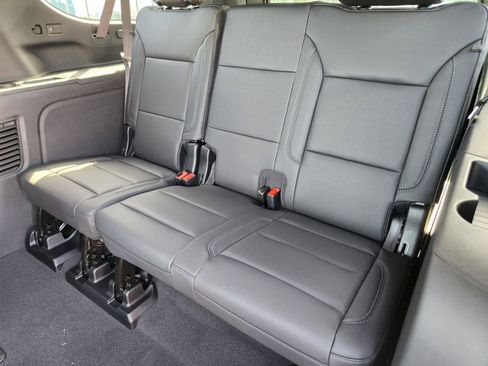 New 2026 Chevrolet Suburban LT w/ Comfort Package image 25
