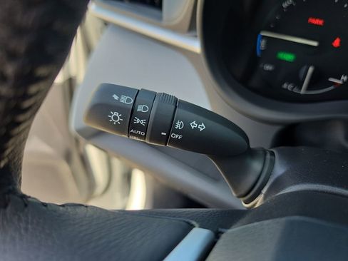 New 2026 Toyota Sienna XLE FWD image 16