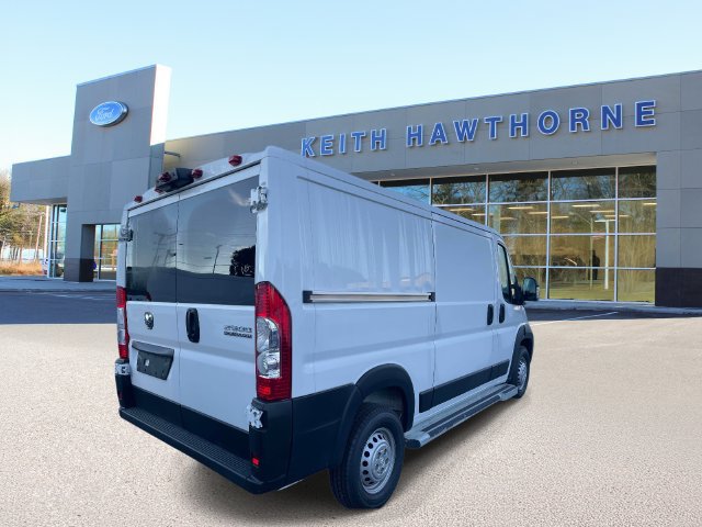 Used 2025 RAM ProMaster 2500 w/ U-Haul Equipment Group FWD image 6
