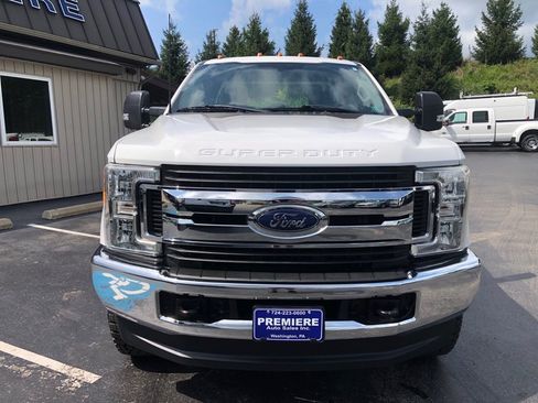 Used 2017 Ford F250 XL w/ Power Equipment Group AWD/4WD image 9