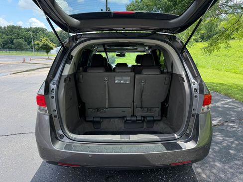 Used 2014 Honda Odyssey Touring Elite image 12