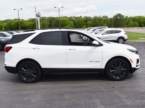 Used 2024 Chevrolet Equinox RS AWD/4WD image 14