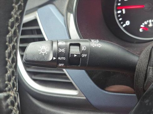 Used 2022 Kia Seltos S FWD image 6