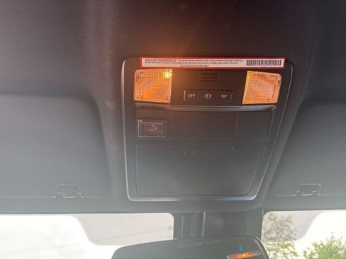 Used 2021 Toyota Tacoma TRD Sport AWD/4WD image 35