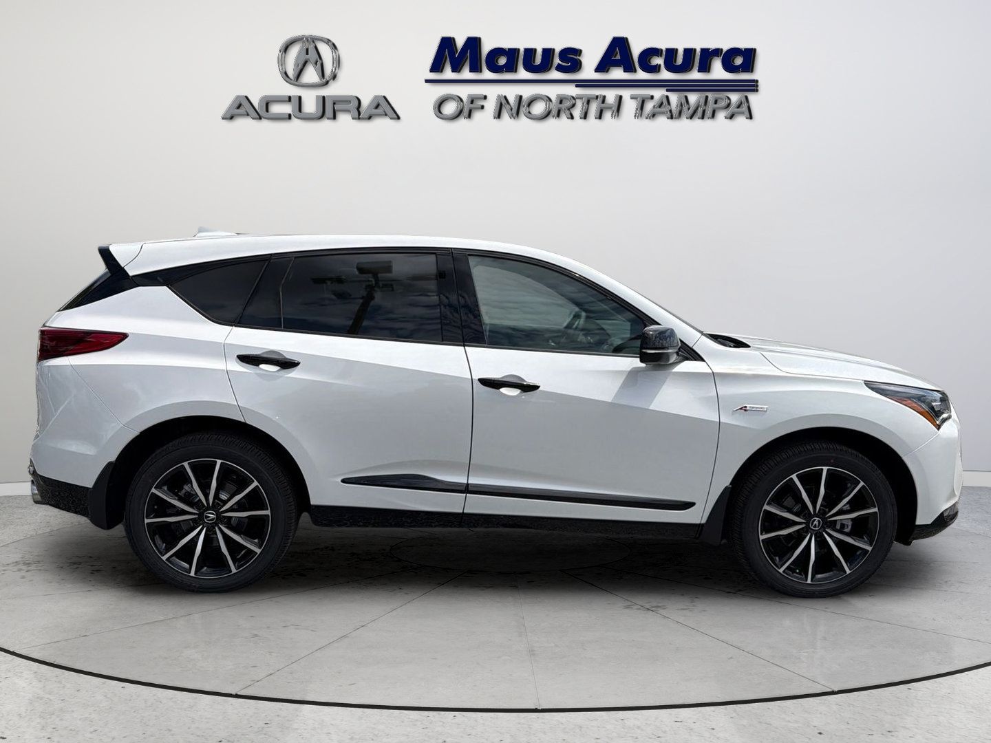 New 2026 Acura RDX w/ Advance Package AWD/4WD image 3