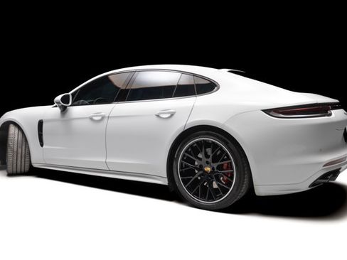 Used 2020 Porsche Panamera GTS w/ Premium Package Plus AWD/4WD image 24