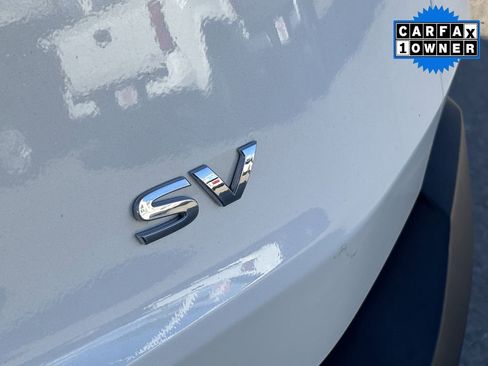 Used 2023 Nissan Rogue SV image 6