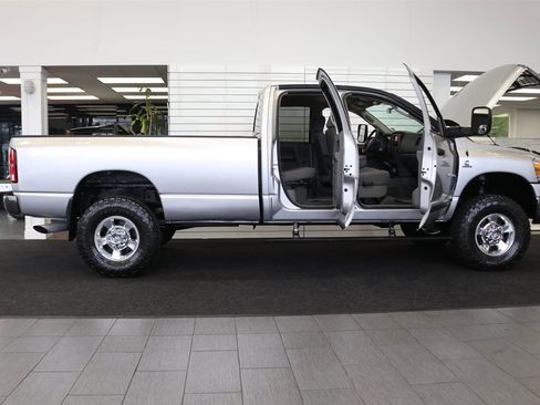 Used 2006 Dodge Ram 3500 Truck SLT w/ Quad Cab Big Horn Value Group AWD/4WD image 13