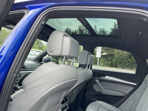 Used 2021 Audi Q5 2.0T Premium Plus w/ Premium Plus Package AWD/4WD image 16
