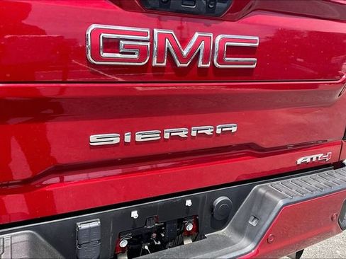 Used 2022 GMC Sierra 2500 AT4 w/ AT4 Premium Plus Package AWD/4WD image 21