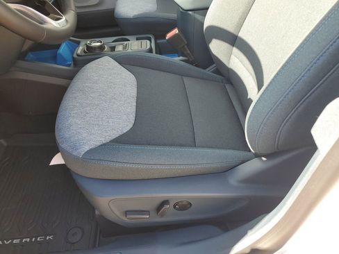 New 2025 Ford Maverick XLT w/ XLT Luxury Package image 13