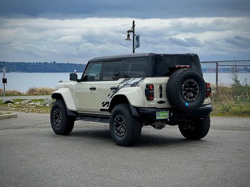 New 2025 Ford Bronco Raptor image 5