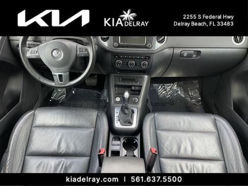 Used 2017 Volkswagen Tiguan Sport image 11