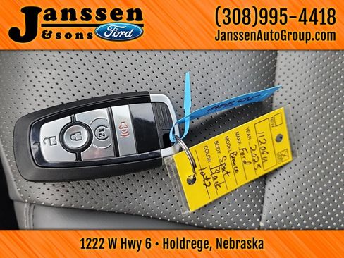 Used 2025 Ford Bronco Sport Badlands image 32