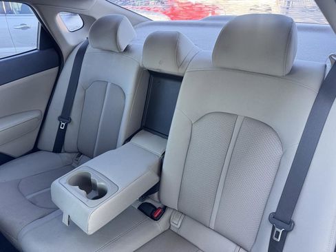 Used 2016 Kia Optima LX FWD image 30
